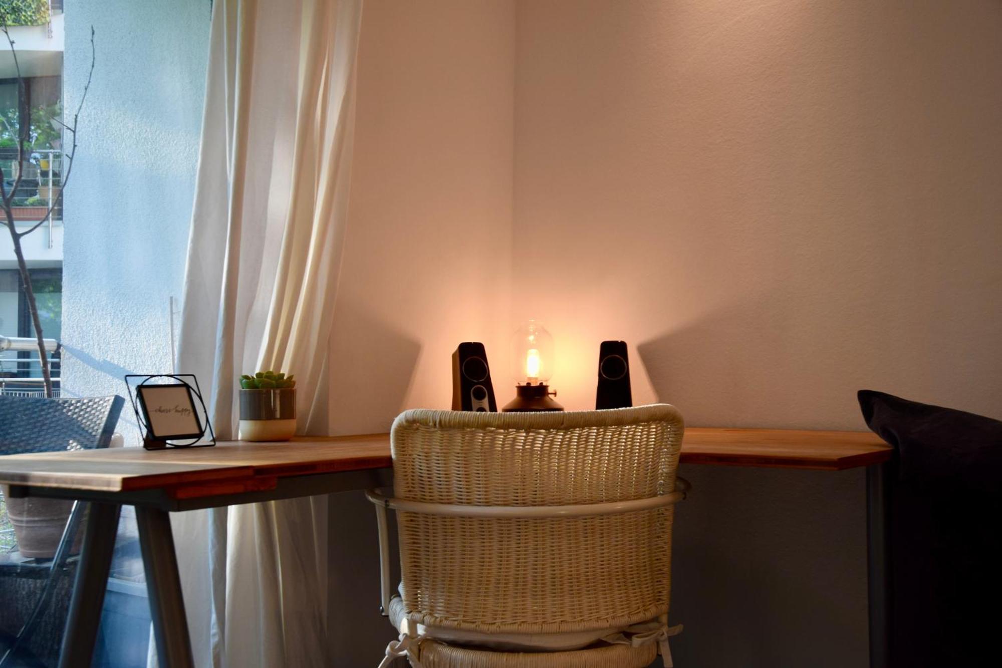 Stilvolle Mit Balkon & Parkplatz Apartment